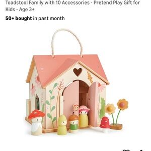 Charming Toadstool Family Playhouse Set